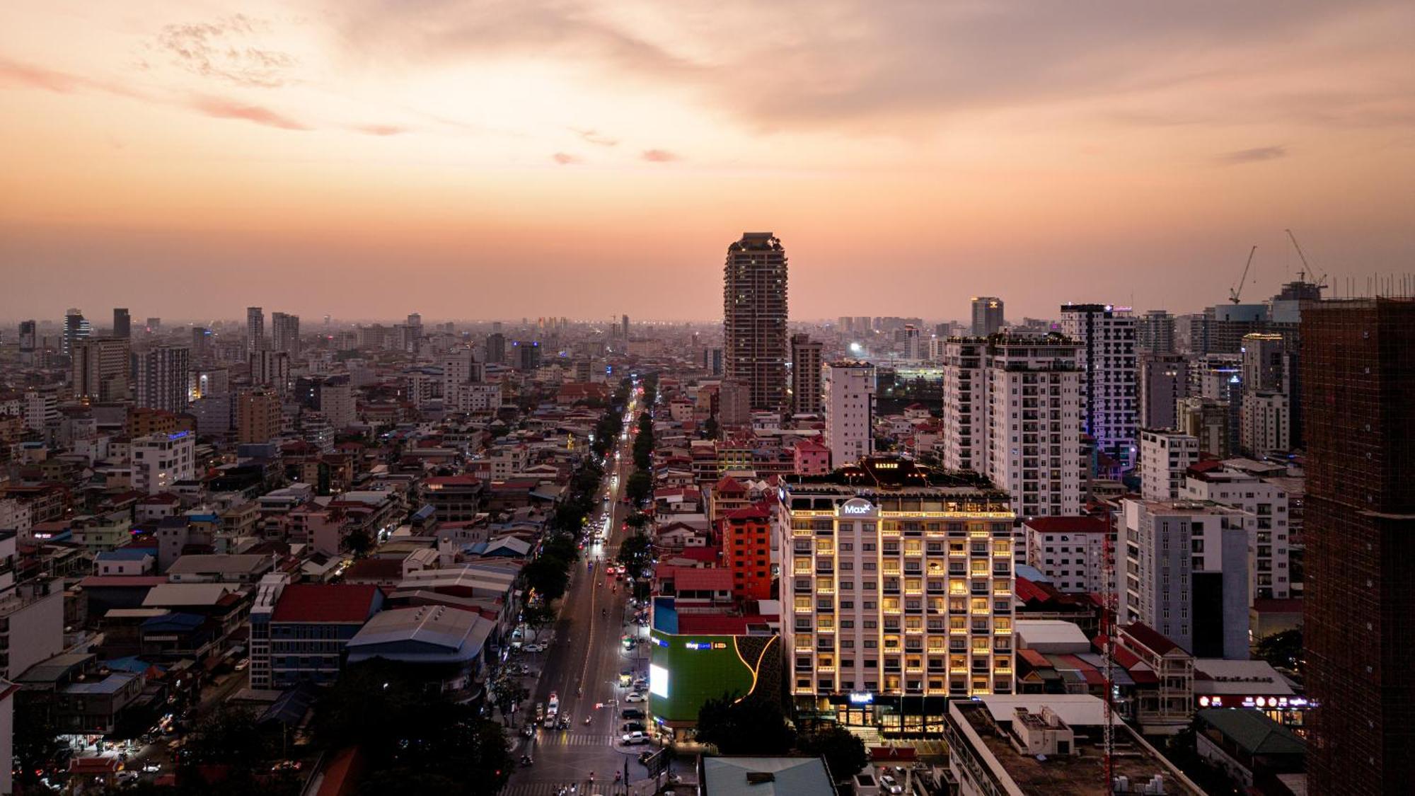 Maxx Phnom Penh Downtown By H World Exterior foto